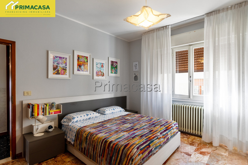 Camera-3.jpg Camera-3.jpg