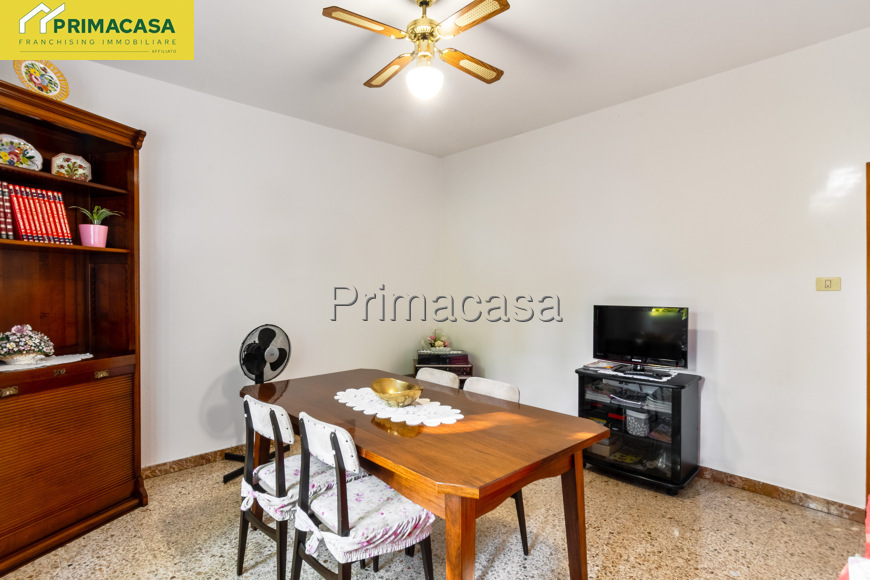 Sala-7.jpg Sala-7.jpg