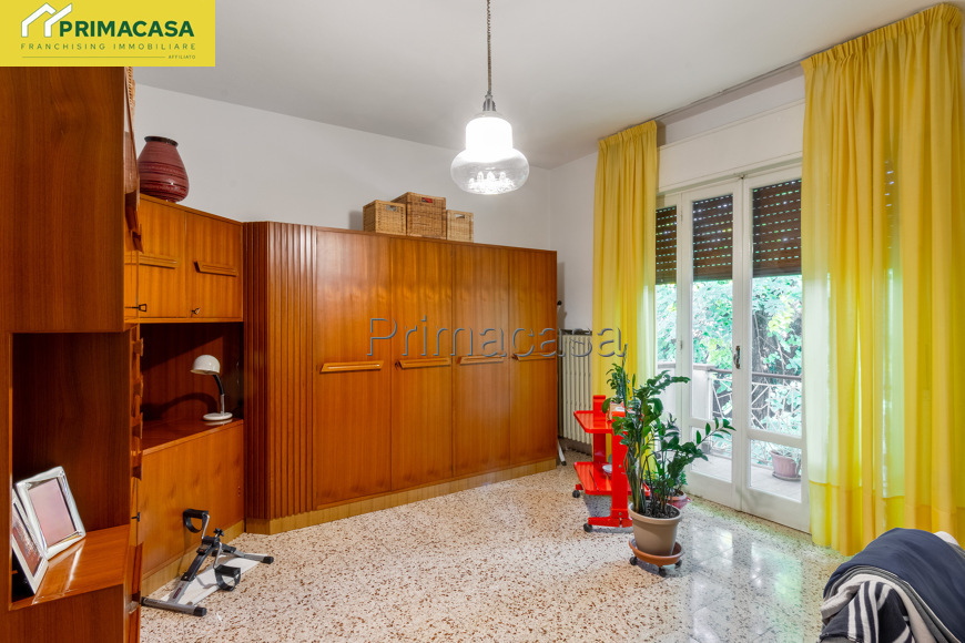 Camera-5.jpg Camera-5.jpg