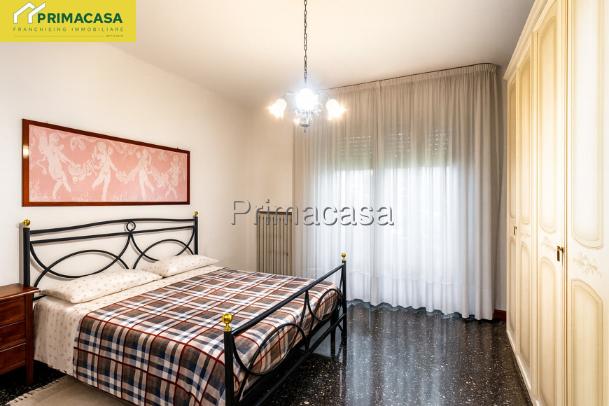 Camera-8.jpg Camera-8.jpg