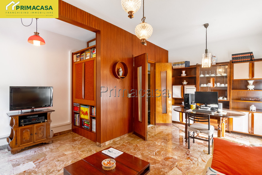 Sala-2.jpg Sala-2.jpg