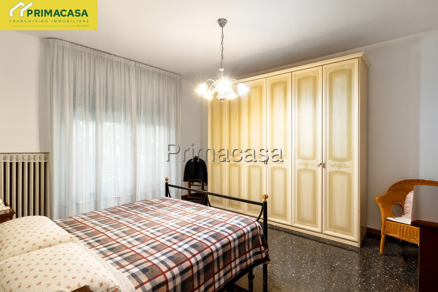 Camera-7.jpg Camera-7.jpg