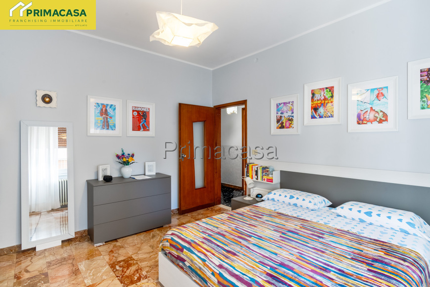 Camera-4.jpg Camera-4.jpg