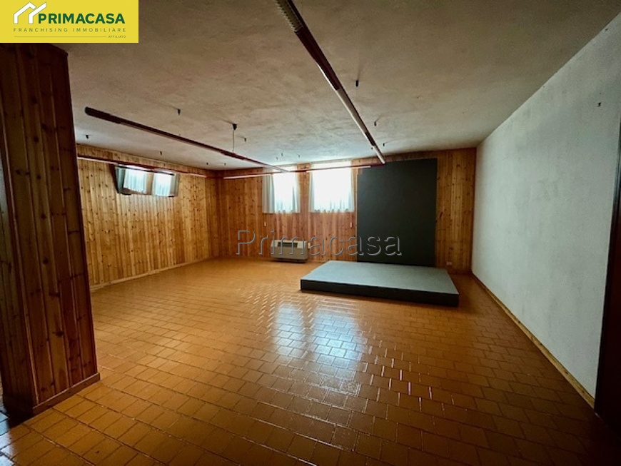 IMG_8042.jpg IMG_8042.jpg