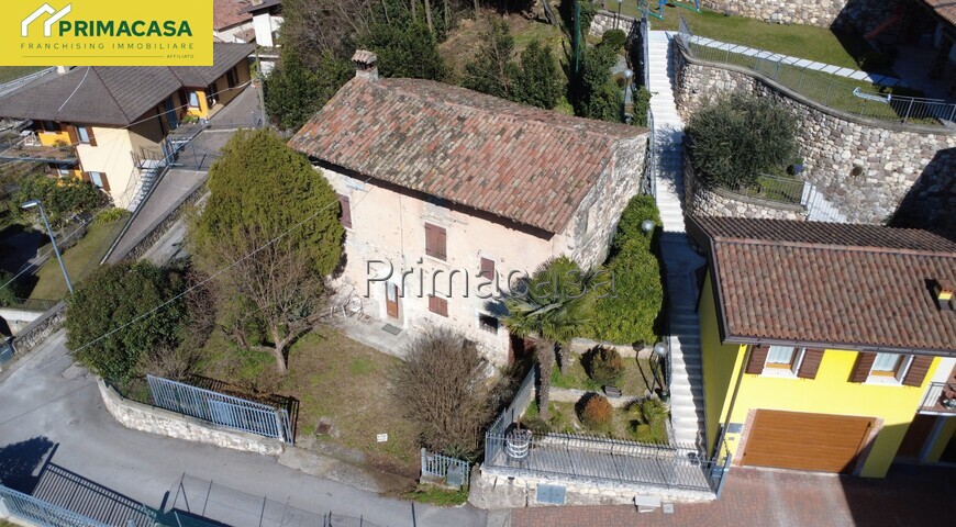 Vendita Residenziale Peri