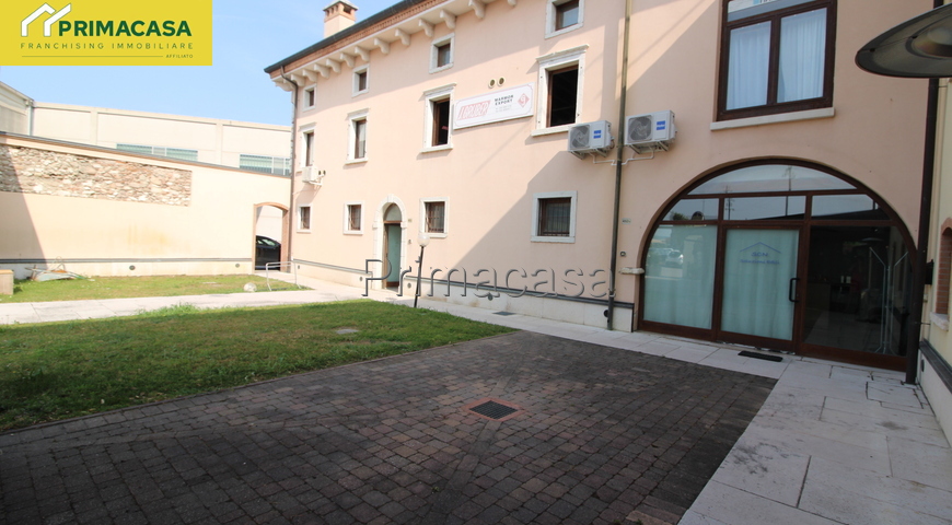 Vendita Commerciale Volargne