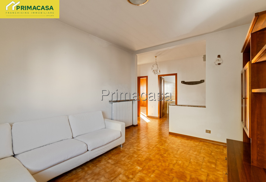 Sala-4.jpg Sala-4.jpg