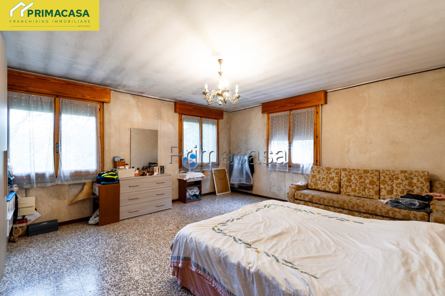 Camera.jpg Camera.jpg