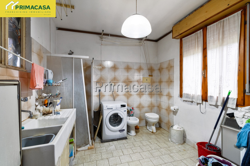 Lavanderia.jpg Lavanderia.jpg