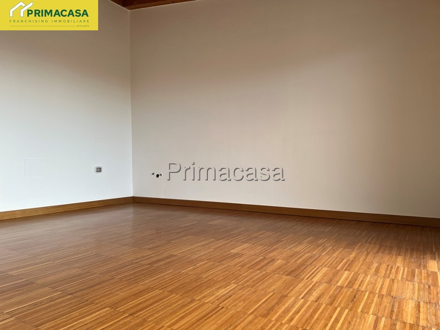 IMG_5893.JPG IMG_5893.JPG