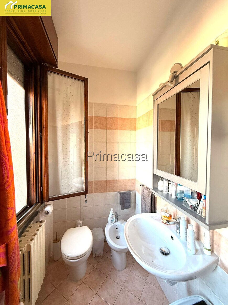 WhatsApp Image 2025-10-16 at 18.32.50 (1).jpeg WhatsApp Image 2025-10-16 at 18.32.50 (1).jpeg