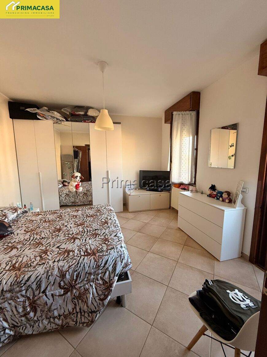 WhatsApp Image 2025-10-16 at 18.32.47 (1).jpeg WhatsApp Image 2025-10-16 at 18.32.47 (1).jpeg