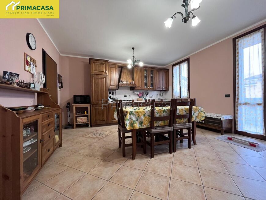 SOGGIORNO CON ANGOLO COTTURA SOGGIORNO CON ANGOLO COTTURA