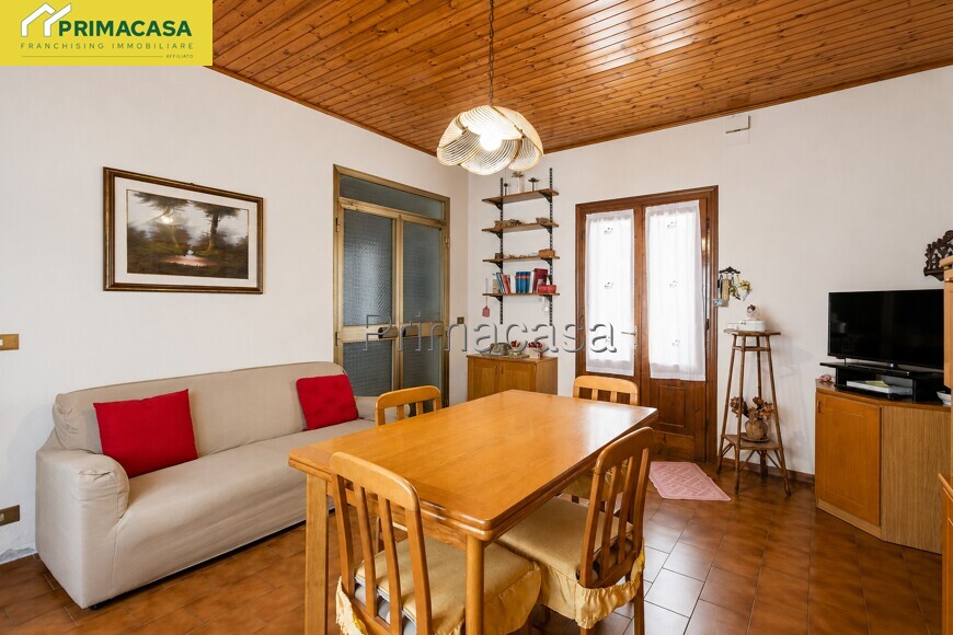 Sala-2.jpg Sala-2.jpg